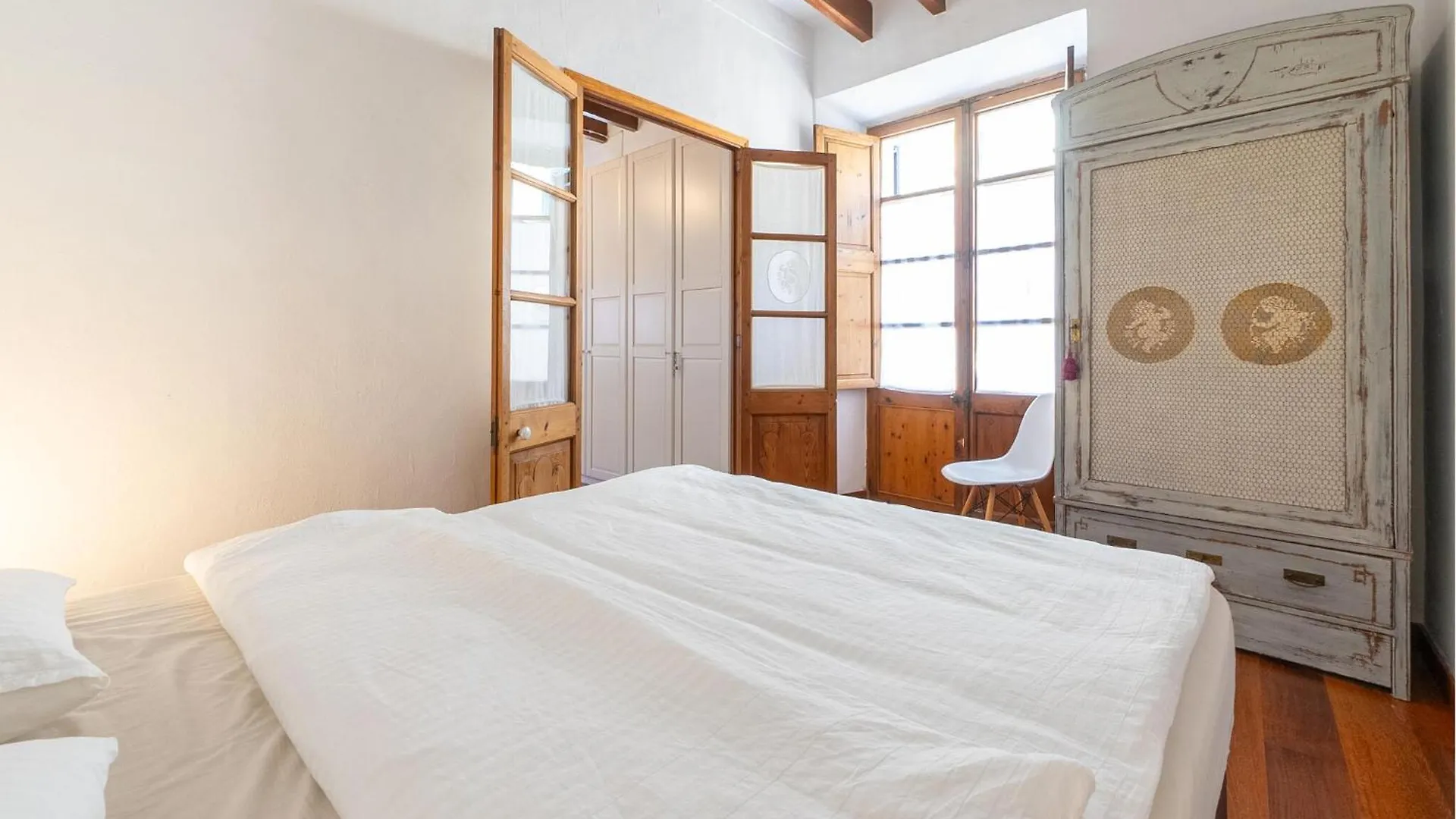 Awesome Home In Andratx With Wi-Fi 0*,
